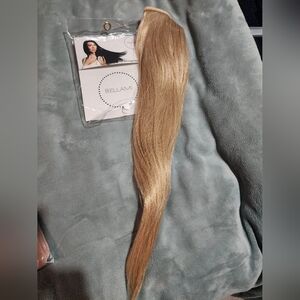 BELLAMI Golden Blonde Ponytail Hair Extension 20 Inch